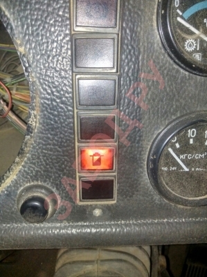 Загорелась лампочка на приборке, Амкодор 332