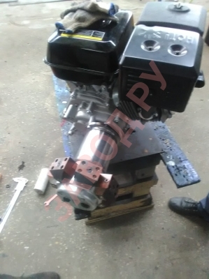 Мобильная установка для прокола грунта на 700 бар. Мобильная установка для прокола грунта на 700 бар.