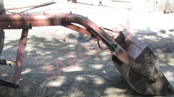  Сварил погрузчик на заднюю навеску . Почему в нагрузку на средних оборотах не поднимает, а на полном газу еле- еле,на холостых вместо подъема -опускается.