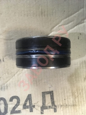 Разобрал гидроцилиндр, на поршень установил новый полиуретан .Почему хватает на пол года ?