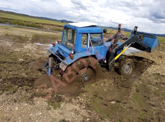 Хотел один ковш песка домой увезти 