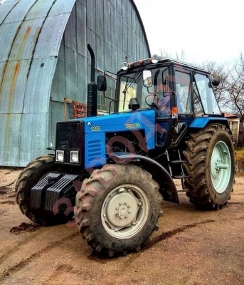 Почему Беларус 1221 и Беларус 80.1-82.1. При включение 9 передачи и на разгоне выше 1500 об/мин начинает прыгать? 