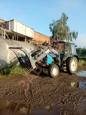 Кун метал фах, такая проблема: травит гидравлика. Кун с джойстиком. 