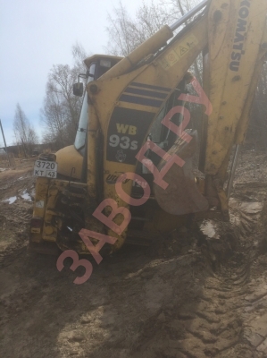 Экскаватор погрузчик коматцу 93 s заглох и больше не могу завести Экскаватор погрузчик коматцу 93 s заглох и больше не могу завести