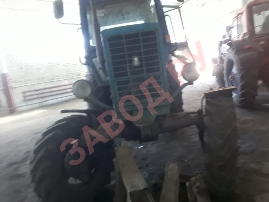 Выкручиваешь максимально руль в право начинает заедать, даешь газу отклинивает, влево максимально выкручиваешь появляется какой-то свист