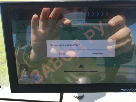 Почему навигатор постоянно просит завершить работу? .. Навигатору ещё года нет. Почему навигатор постоянно просит завершить работу? .. Навигатору ещё года нет.