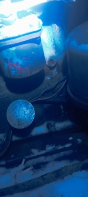 Какая резьба для краника слива ОЖ или нет резьбы внутри? 