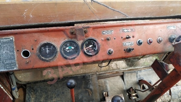 Знатоки скажите что не так? Трактор Т16