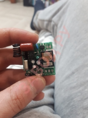 Требуется миниатюрная схема источника питания ас220 на 3.5-12дс.