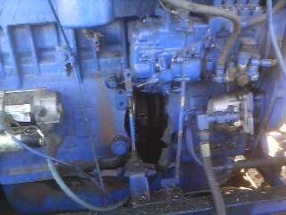 Почему оторвало поршень,хотя движку второй сезон ? Почему оторвало поршень,хотя движку второй сезон ?