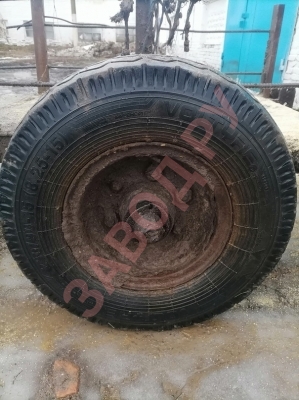 Какие подшипники на такой ступице Шина 230\90 15 диск?