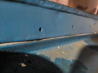 Чем и как можно загерметизировать кабину, на мтз 50? 