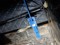 При установке механической блокировки с озона, куда эти тяги привести? 