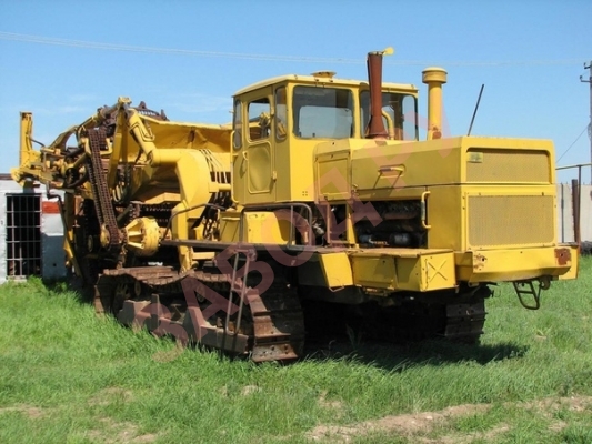 К-700 Кировец гусеничный