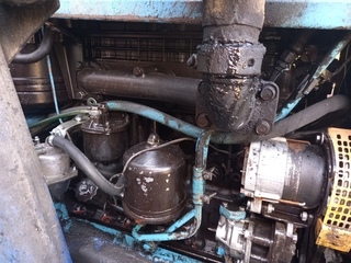 Мтз82 масло идёт в трубу. В чём причина?