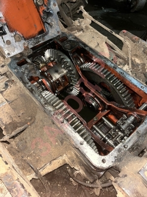 Почему вырвало крепление гидроцилиндра навески ? Почему вырвало крепление гидроцилиндра навески ?