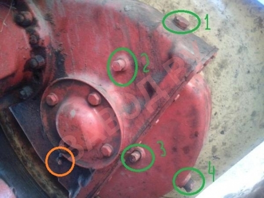 Почему выдавило масло с редуктора? 