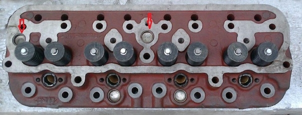 Забыл слить воду , двигатель Д -65, , выдавило пробки. Двигатель нагрел, воду слил,блок и голова визуально целые- коленвал не крутится.Почему?  Забыл слить воду , двигатель Д -65, , выдавило пробки. Двигатель нагрел, воду слил,блок и голова визуально целые- коленвал не крутится.Почему?