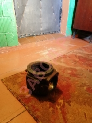 Возможно это корпус с редуктора картофелекопалки с трактора Т40. не знает название, Как присоединить косилку с помощью этой детали? Возможно это корпус с редуктора картофелекопалки с трактора Т40. не знает название, Как присоединить косилку с помощью этой детали?