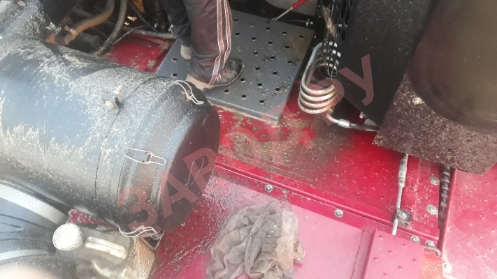 Вовремя почувствовал запах солярки... Вовремя почувствовал запах солярки...